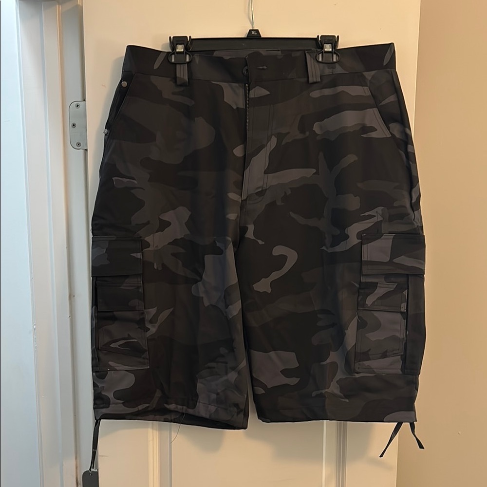 Men's Camo Cargo Shorts